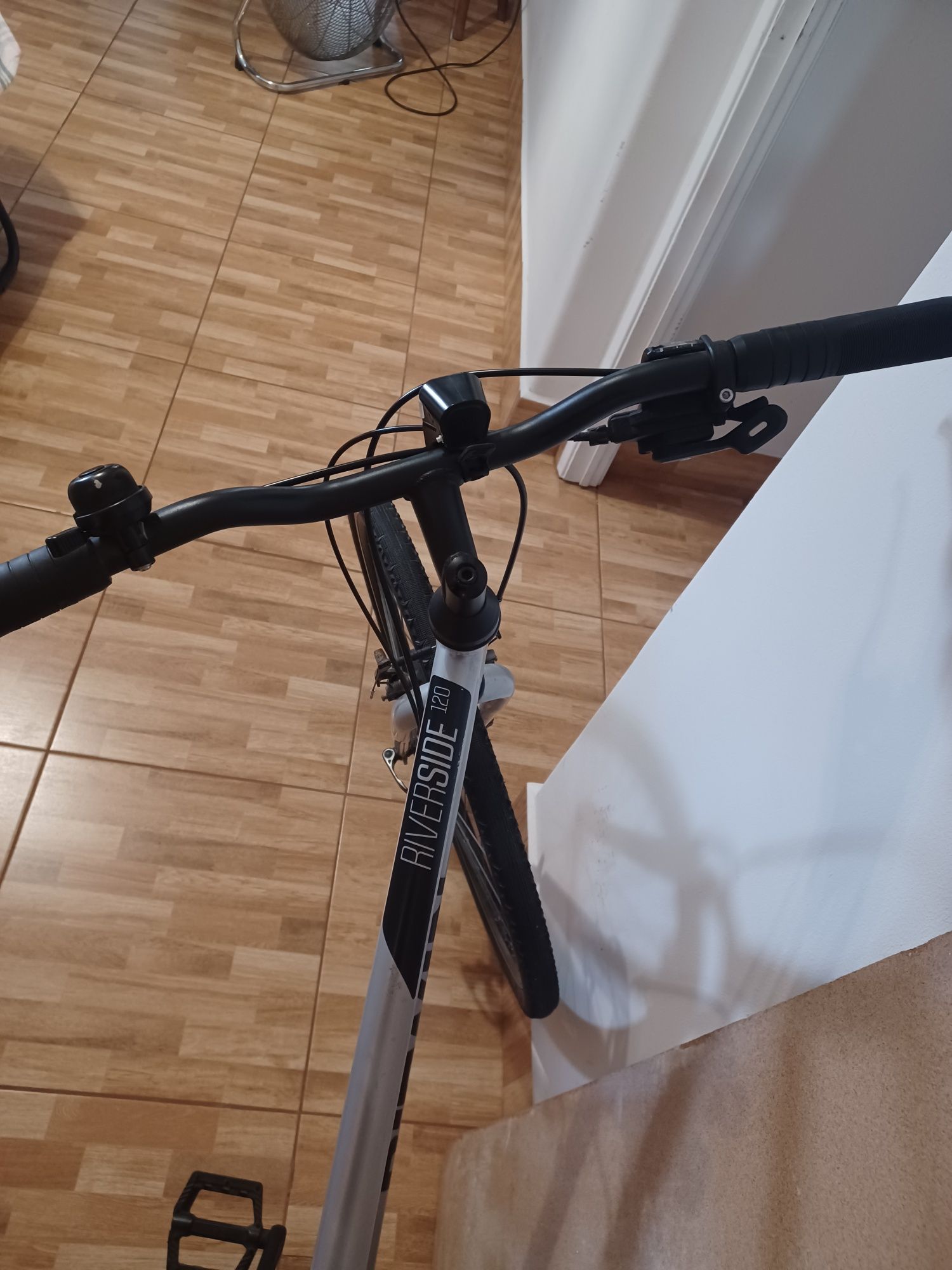 Bicicleta de cidade usada
