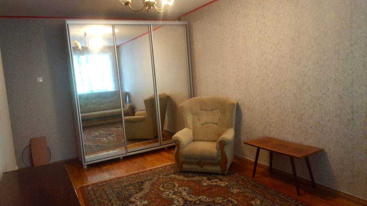 Продам 2-х комнатную квартиру/Правый берег/Титова
