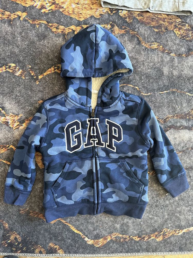 Bluza GAP ocieplana dziecięca chłopak