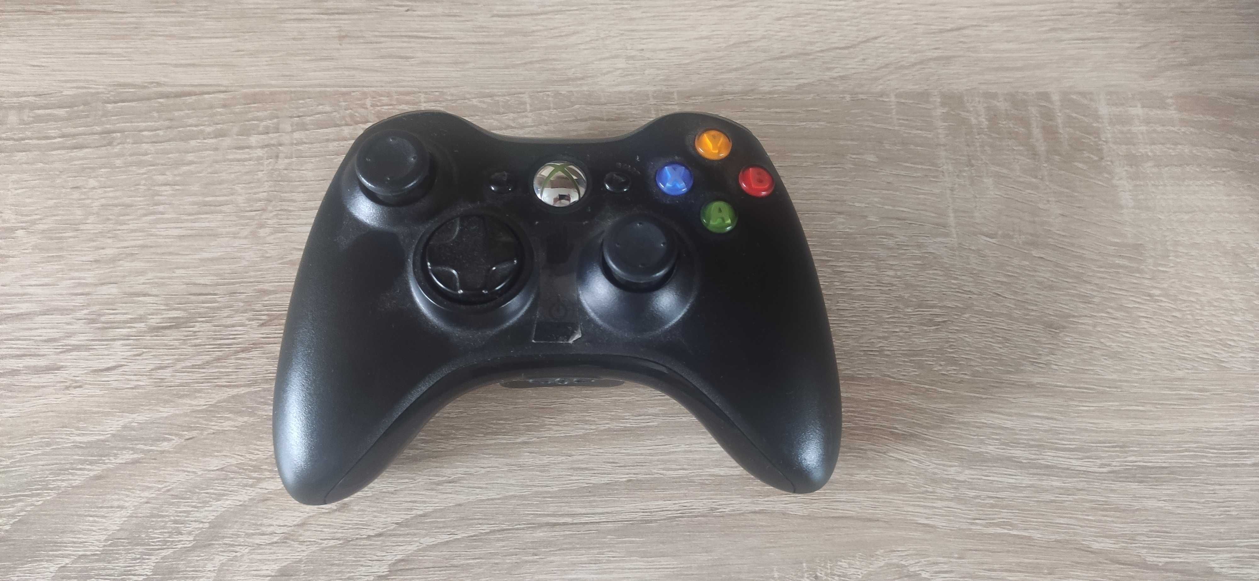 Xbox 360 + Kinect + Pad  Wszystko w 100% sprawne