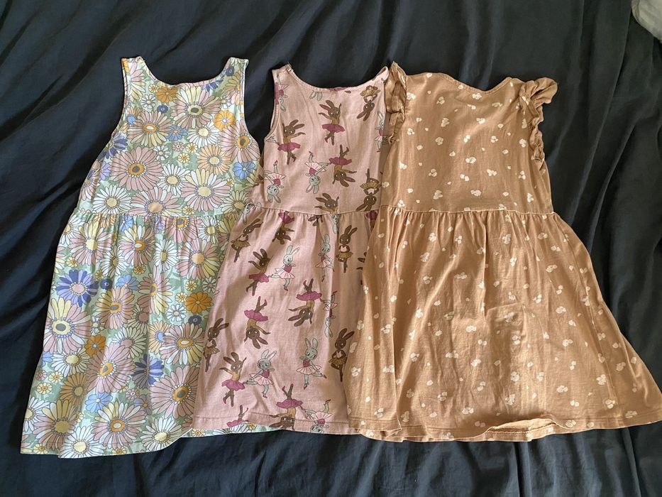 Sukienki h&m zara next pepco sinsay 122/128 zestaw