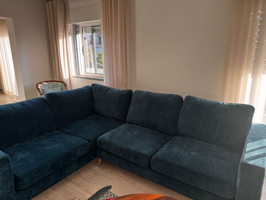 Sofá praticamente novo azul petróleo