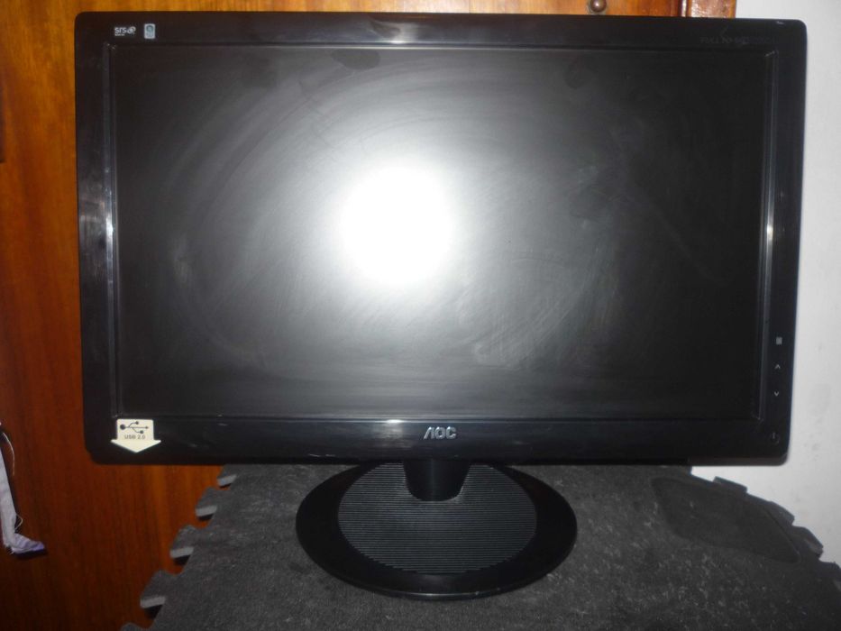 Monitor AOC 21.5 ": 15 Euros