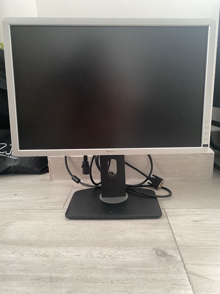 Monitor DELL 22 cale