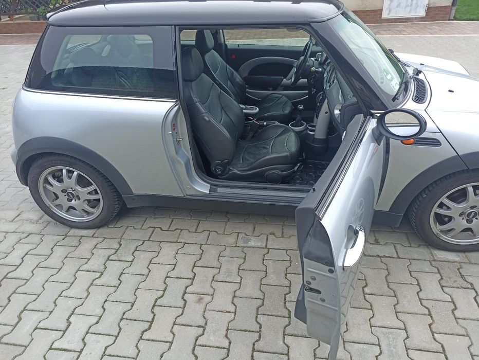 Mini Cooper 1.6 benzyna 2005r.