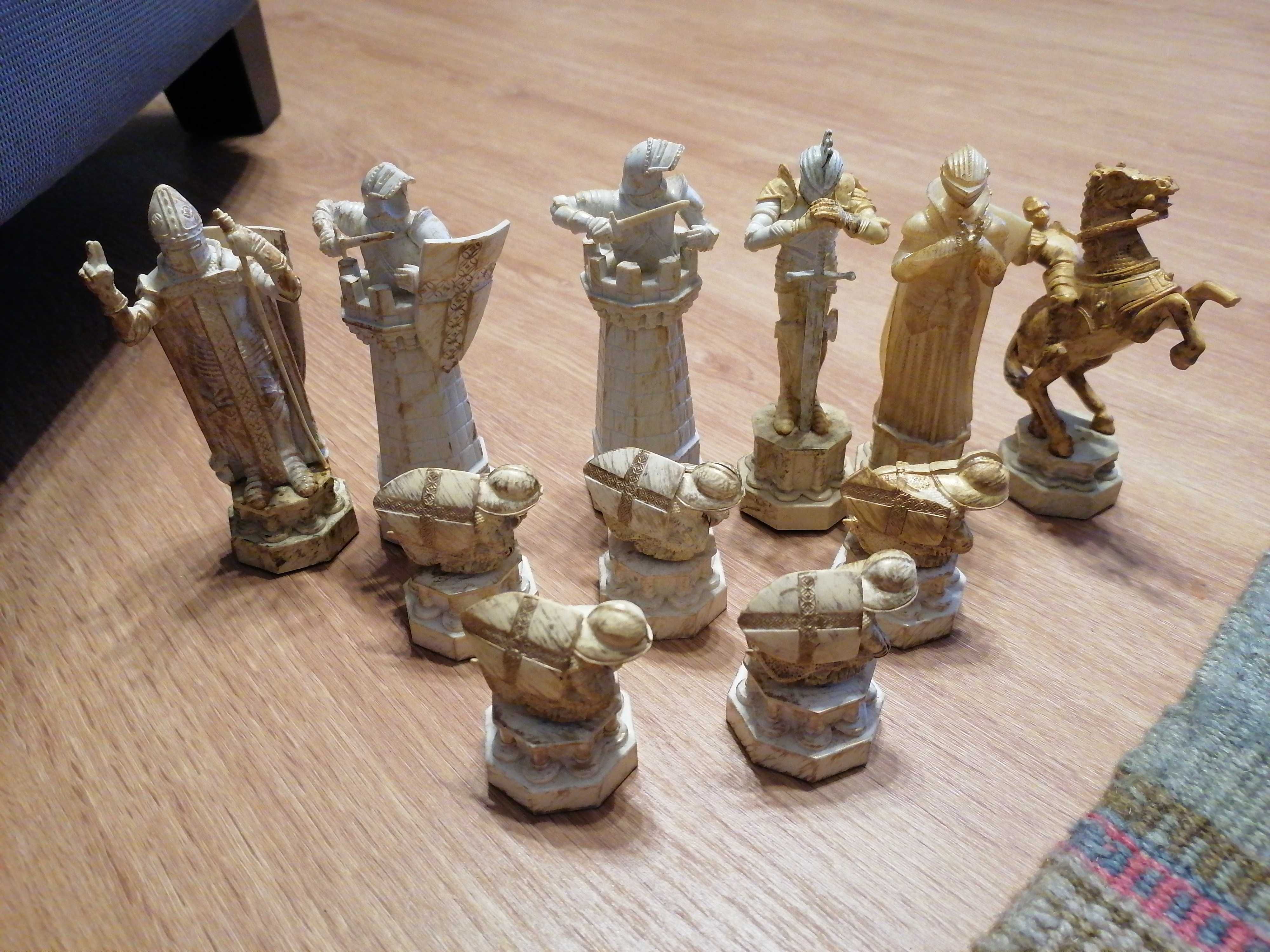 Algumas peças xadrez Harry Potter