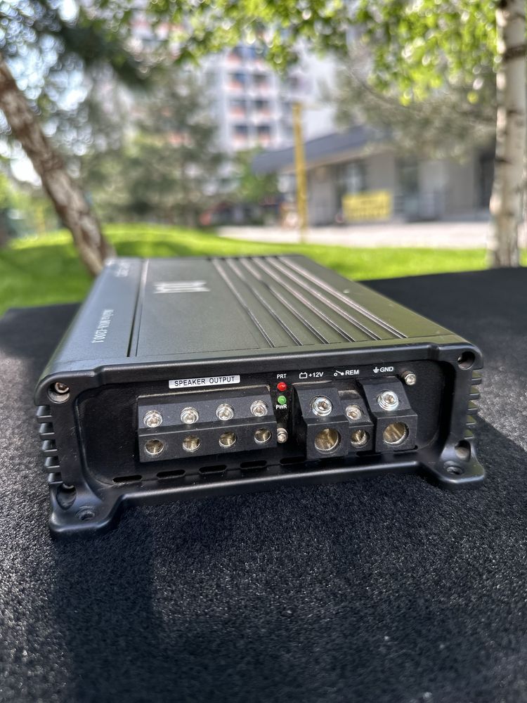 Потужний сабвуфер DST CSW-38.22M та моноблок uaudio malva 1200