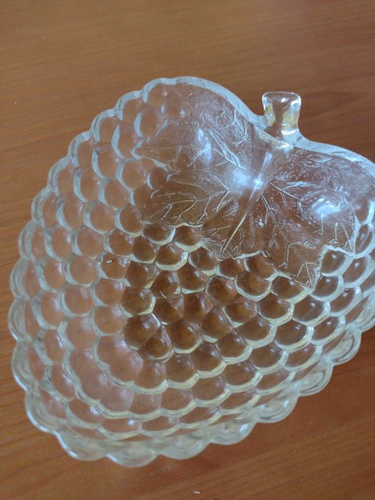 Szklany talerzyk miseczka w kształcie kiści winogrona