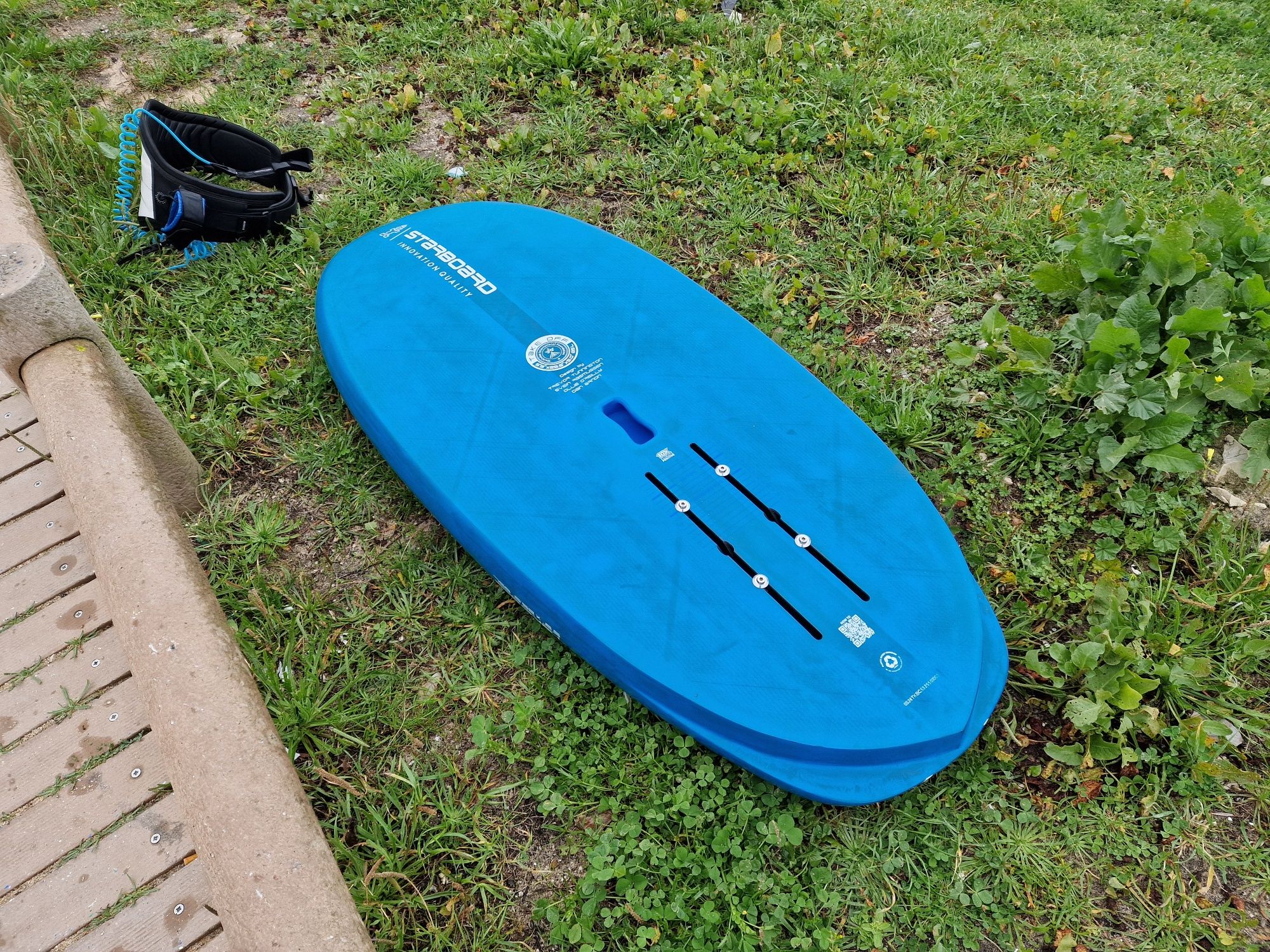 Starboard wingfoil 5`3, 85 litros, modelo Take Off, Blue carbon
