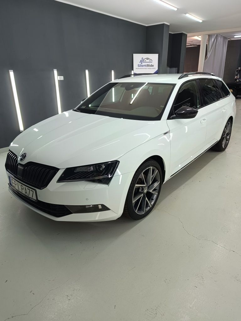 Skoda Superb Sportline 2017 2.0 Benzyna