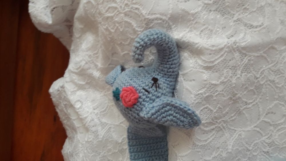 Zakładka słoń słonik na szydełku rękodzieło artystyczne Eko handmade