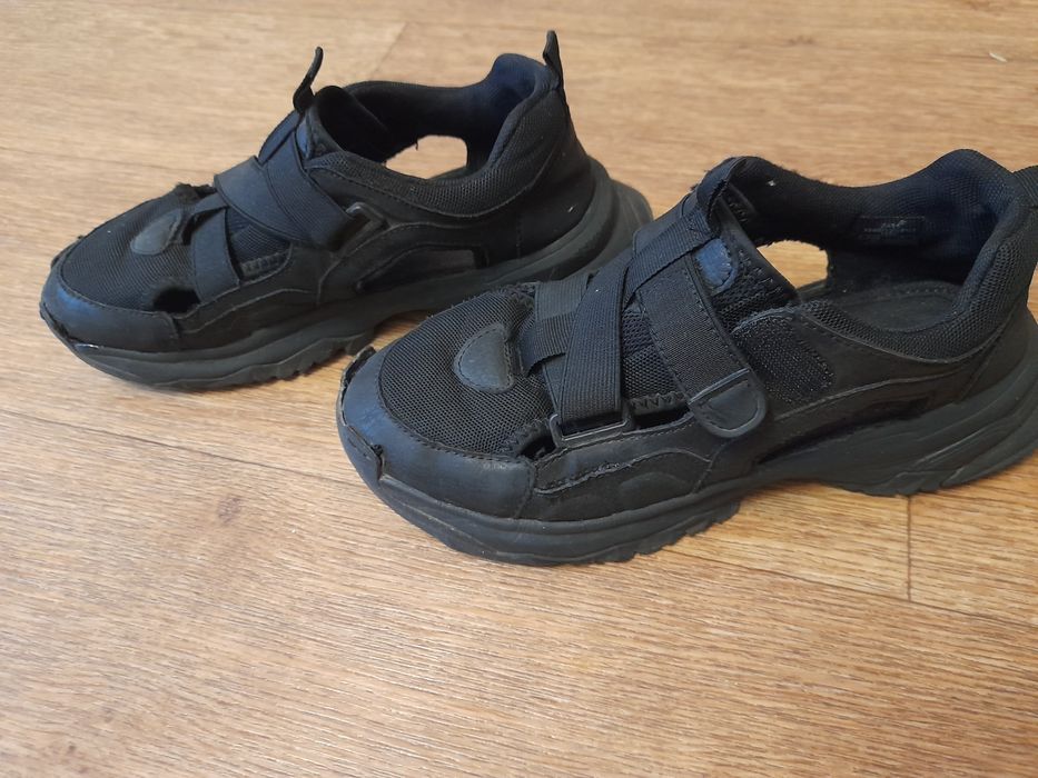 Кросівки 35р Зара ,в гарному стані