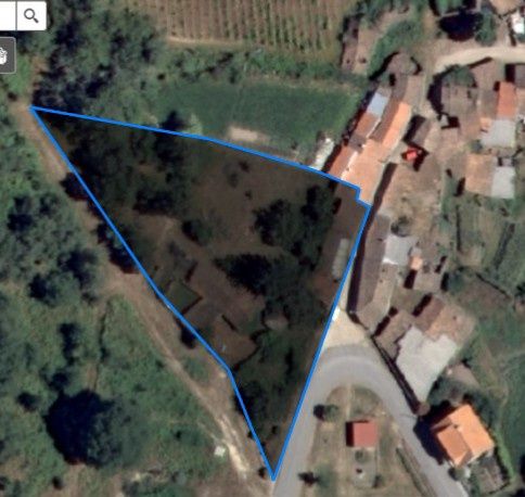 PROPERTY casa, anexos e terreno nas Garcias Joanes - Trancoso (Guarda)