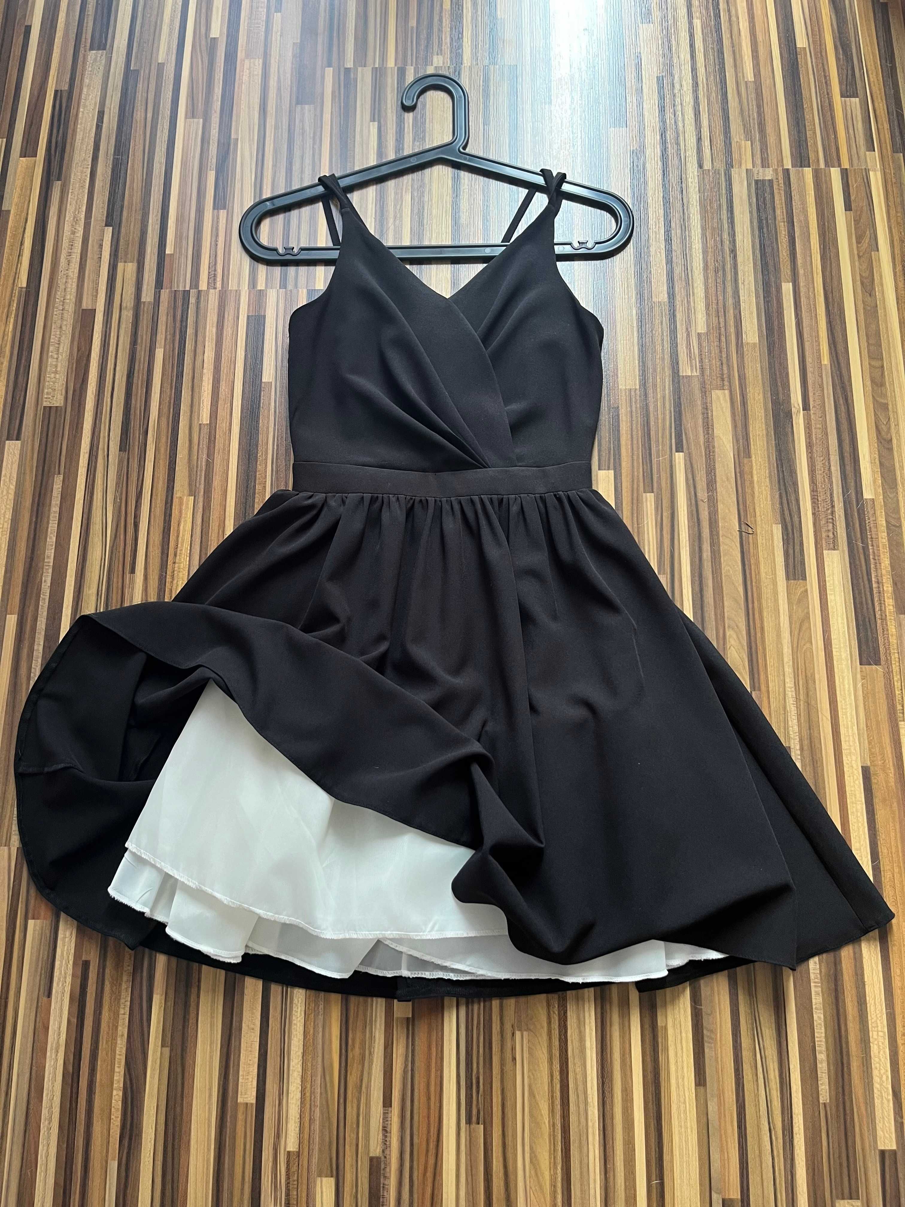 Elegancka sukienka studniówka komers czarna r.32
