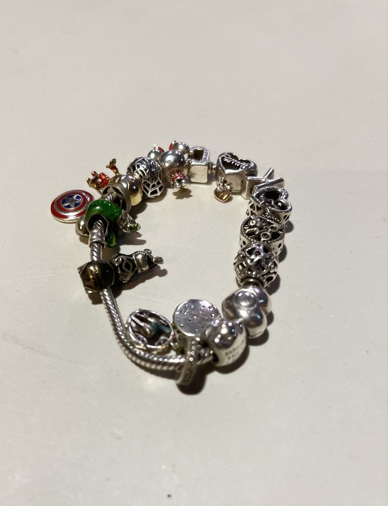 Pulseira pandora original, vendo com ou sem contas
