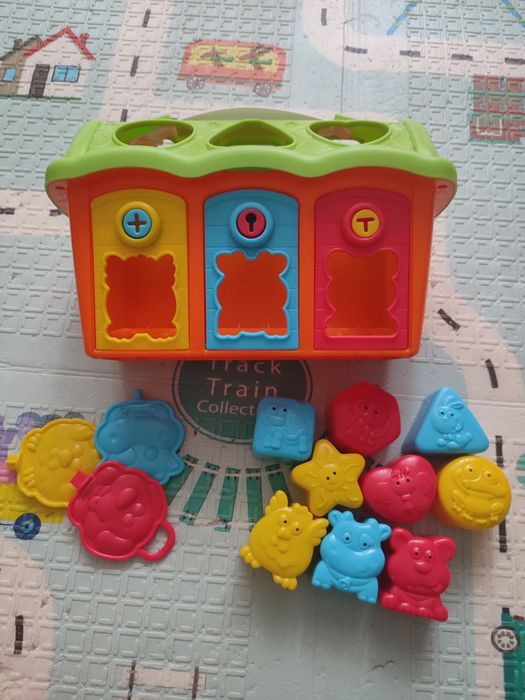 Домик сортер с ключами