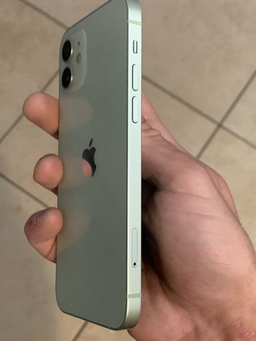 Iphone 12 64Gb Neverlock отличном состоянии