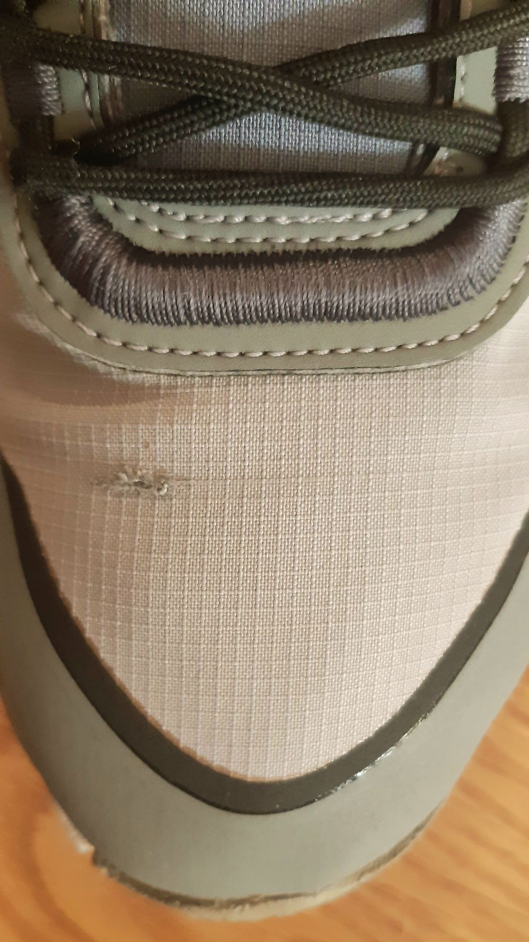 Ténis Nike React