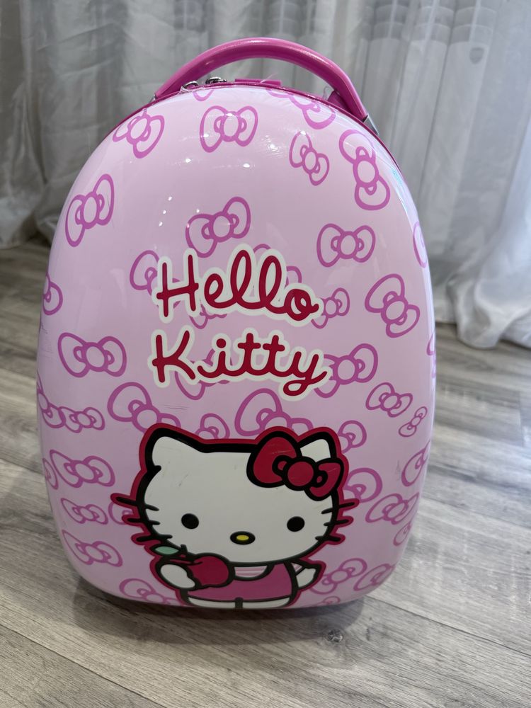 Дитячий чемодан Hello Kitty 22 л з рюкзаком