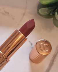 Mini pomadka charlotte tilbury walk of no shame