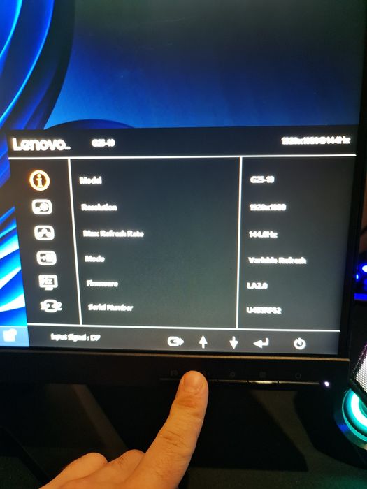 Monitor gaming lenovo