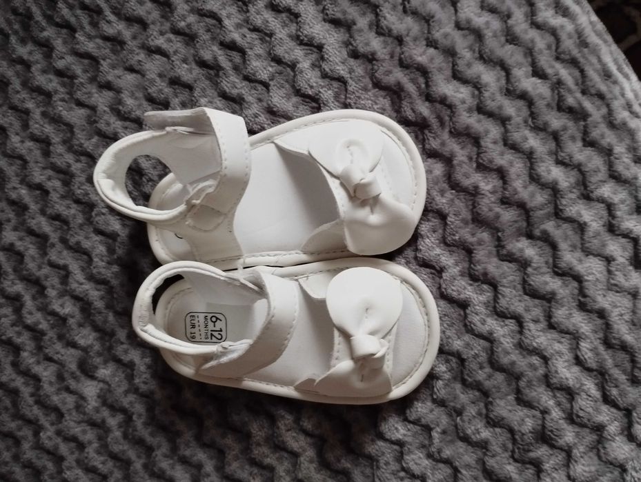 Босоніжки дитячі