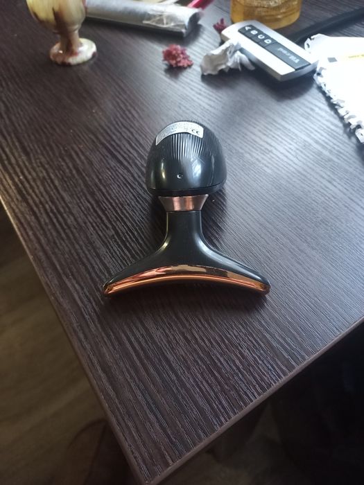 Массажер для лица