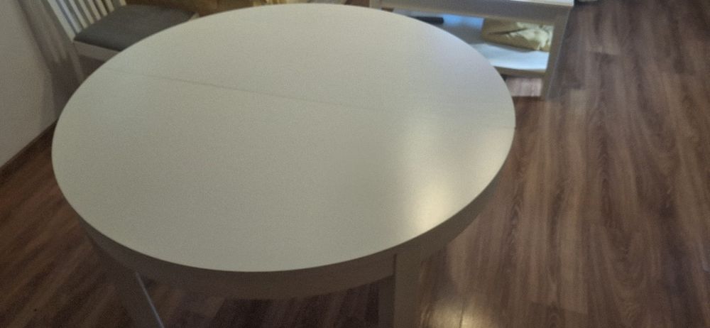 Stół rozkładany biały