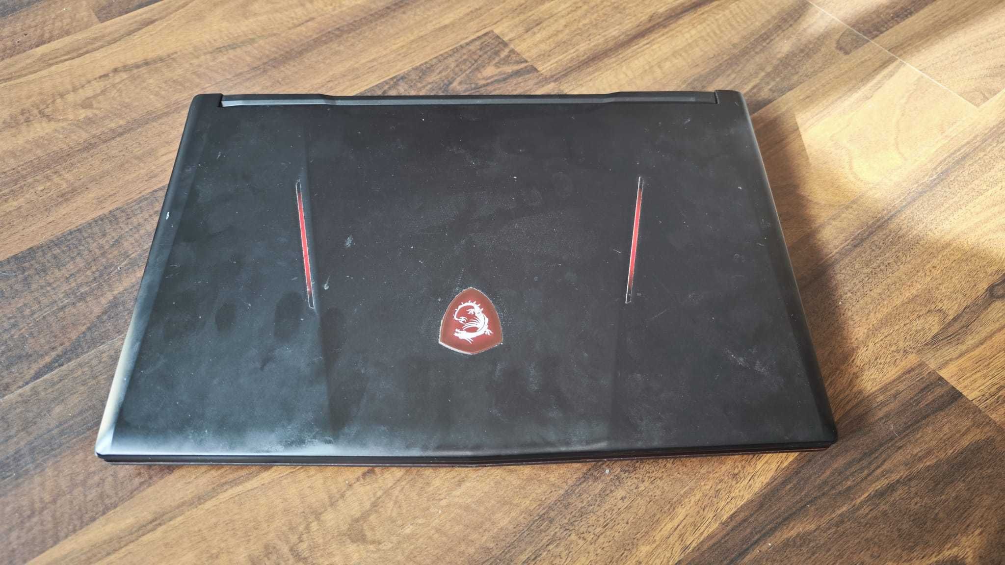 laptop MSI GL63-9SC