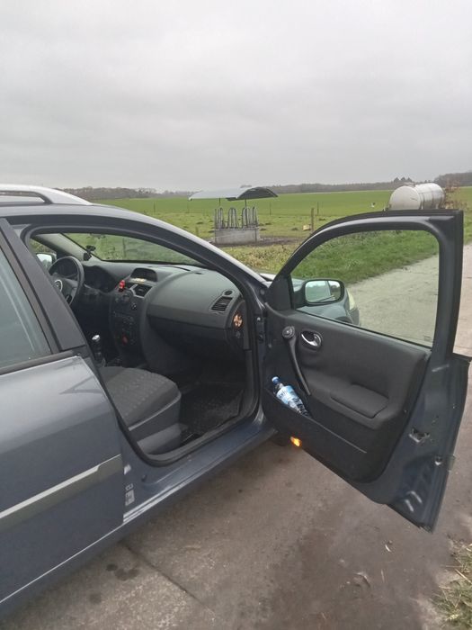 Рено меган Megan Renault 2