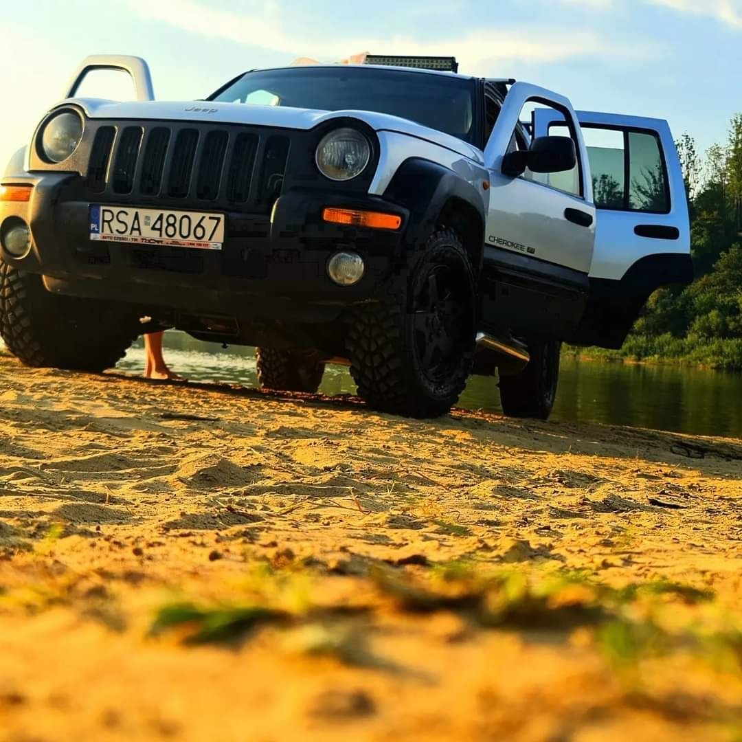 Jeep cherokee kj