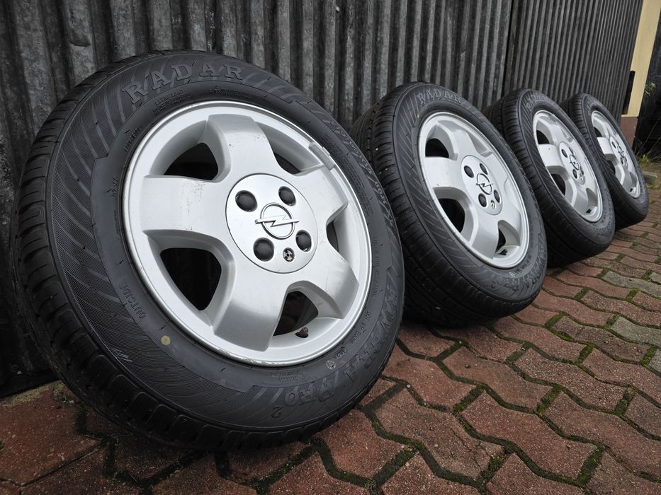 Felgi z oponami 175/65R14 Opel Corsa 4x100 Astra Combo Tigra Kadett
