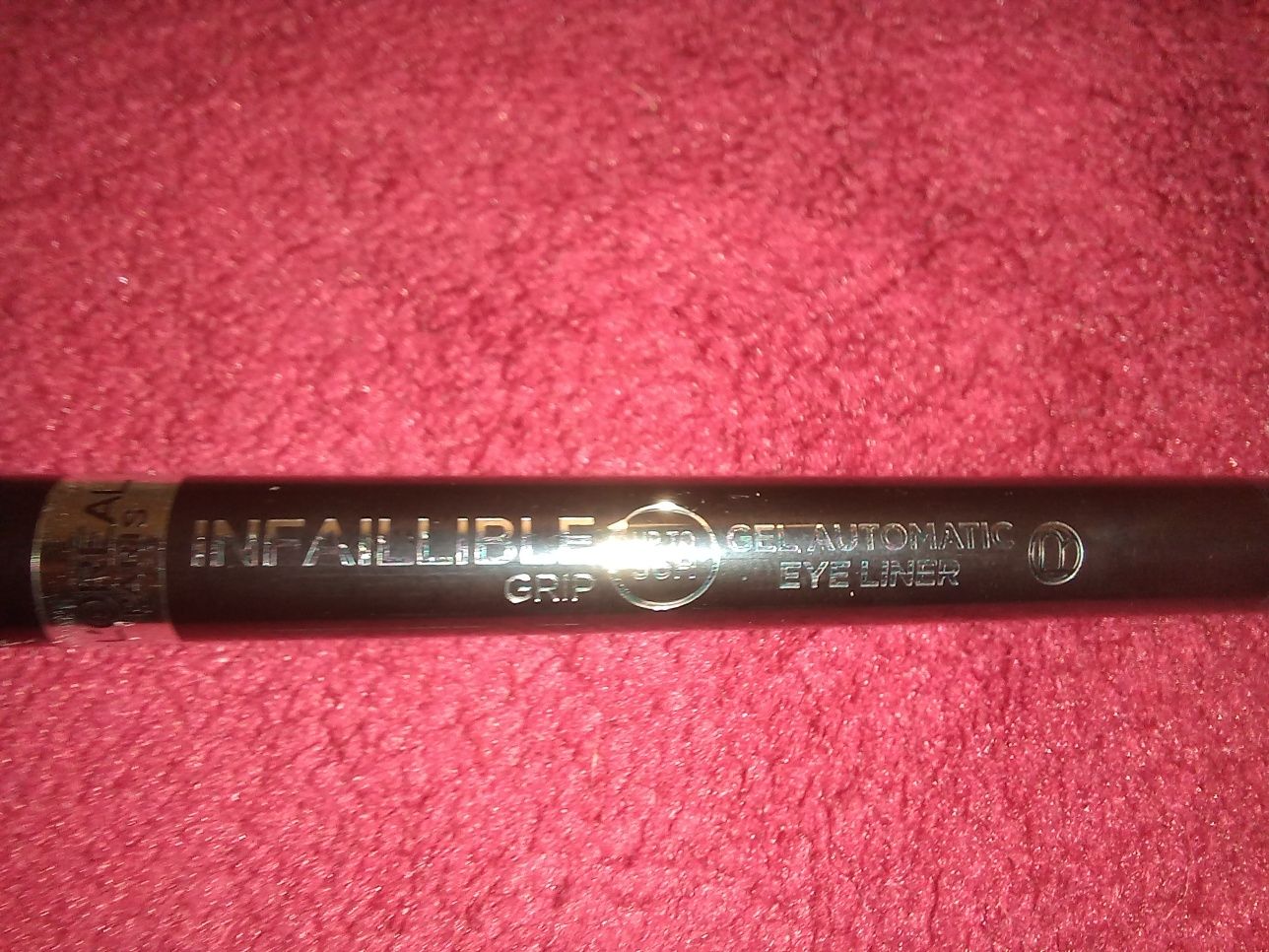 Kredka do oczu Loreal nr 001 Intense Black
