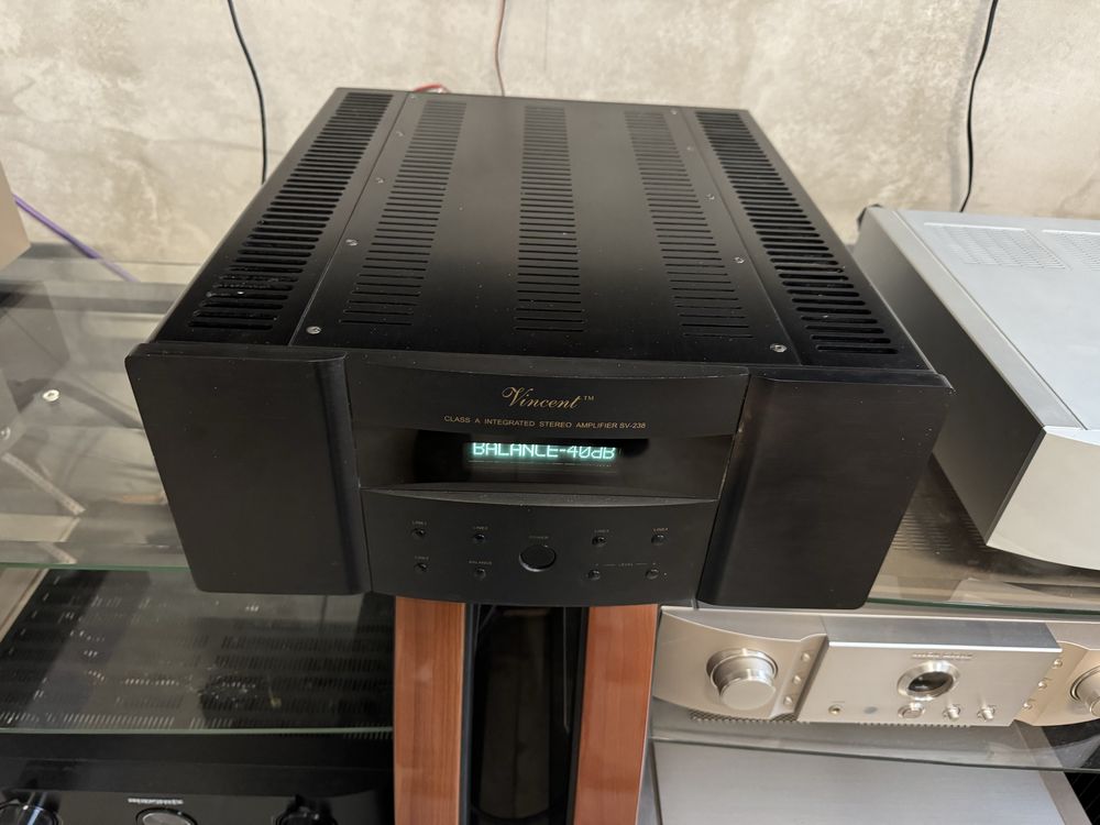 Vincent SV 238 używany wzmacniacz hybrydowy klasy A 60 Watt i AB