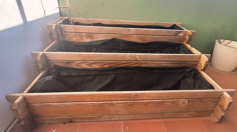 Horta vertical em escada leroy merlin