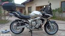 Yamaha FZ6 6 55.tys.km-TUV PŁUG Kufer 3 kluczyki TEMPOMAT Ciężarki KUFER są3 szt