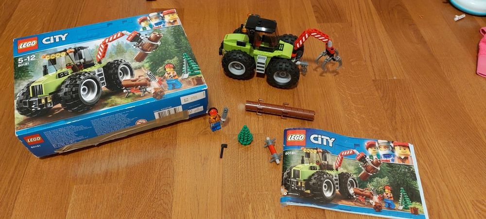 Lego city traktor