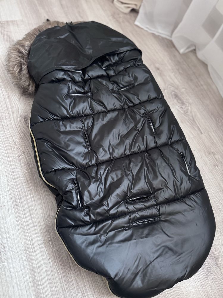 Śpiworek, śpiwór do wozka Cottonmoose czarno-zloty