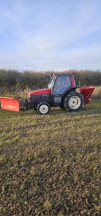 Traktorek  YANMAR AF28 z glebogryzarką i pługiem do śniegu