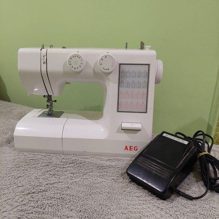 Швейна машинка AEG швейная машина аег