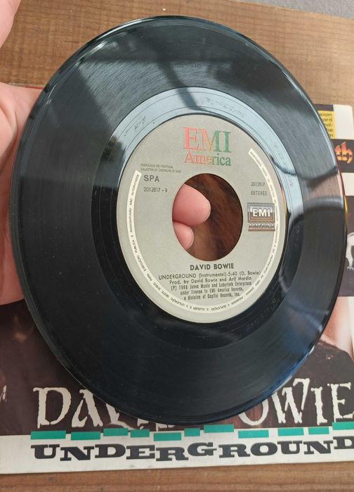 Vinil vintage disco coleção 45 r.p.m David Bowie Underground