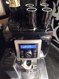 Ekspres DeLonghi Cappuccino czarny