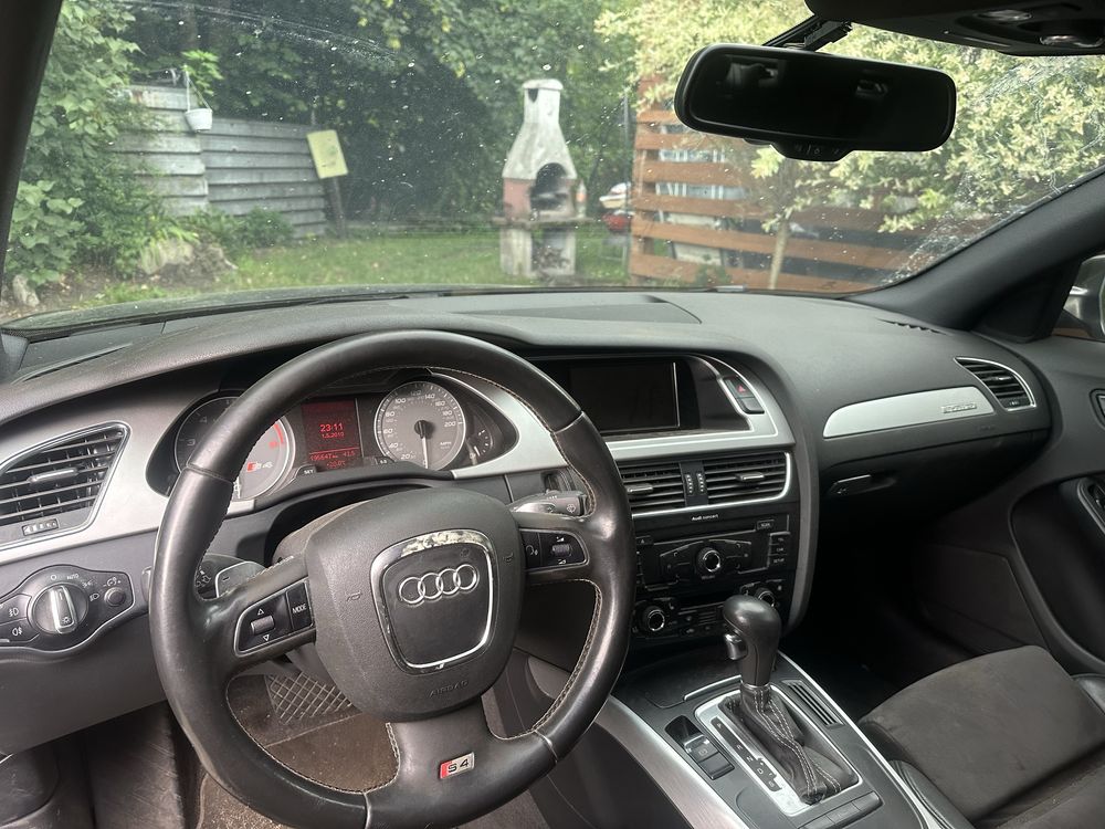 Audi S4 b8 uszkodzony