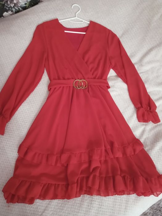Czerwona sukienka L