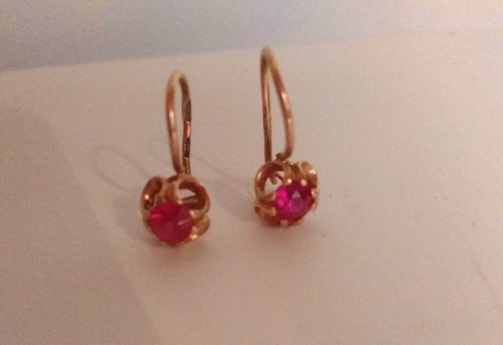 Серьги с рубинами золотые 583 проба ссср