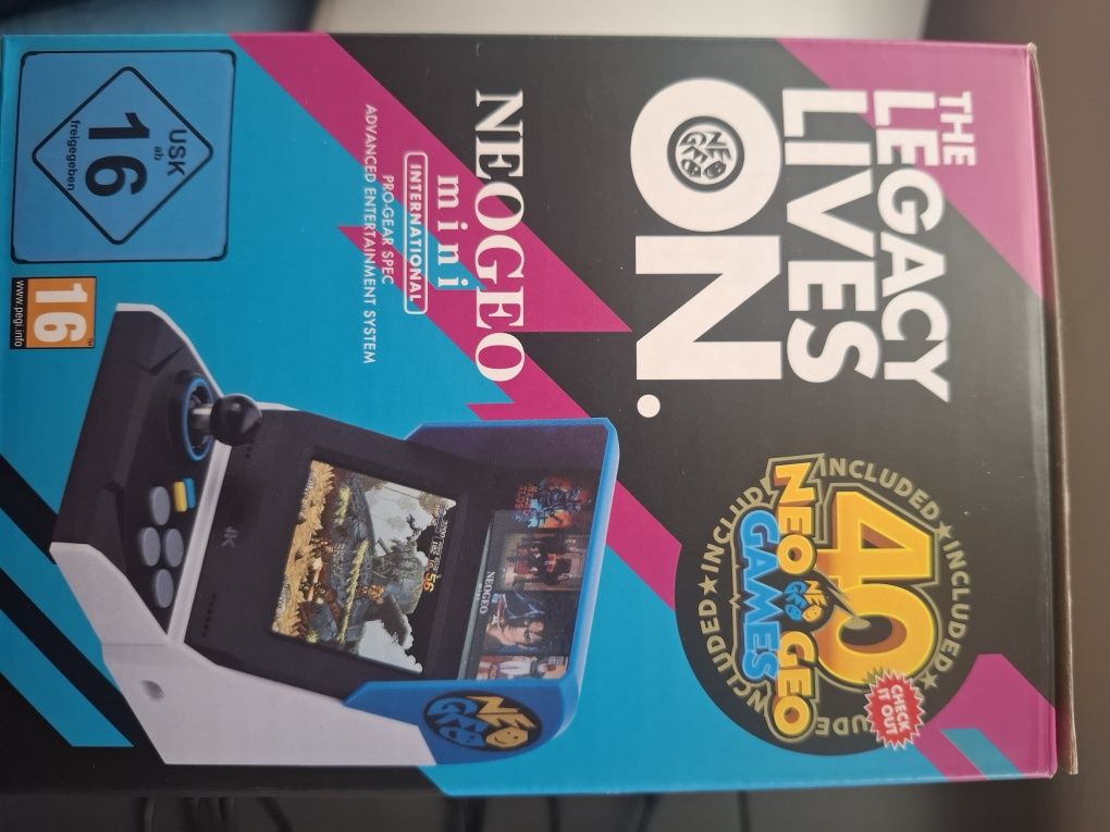 Consola Neogeo Mini