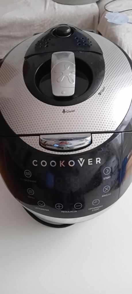 Coocover urządzenie do gotowania i pieczenia firmy Philipiak