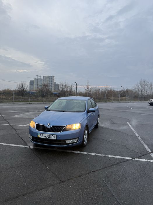 Шкода рапид автомат один хозяин с салона