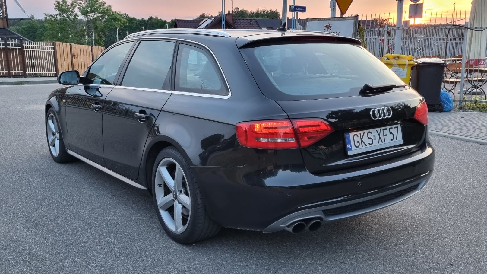 AUDI A4 B8 quattro 2.0 tdi manual S-LINE 2010