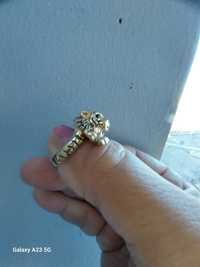 Złoty pierścionek próba 565 tygrys